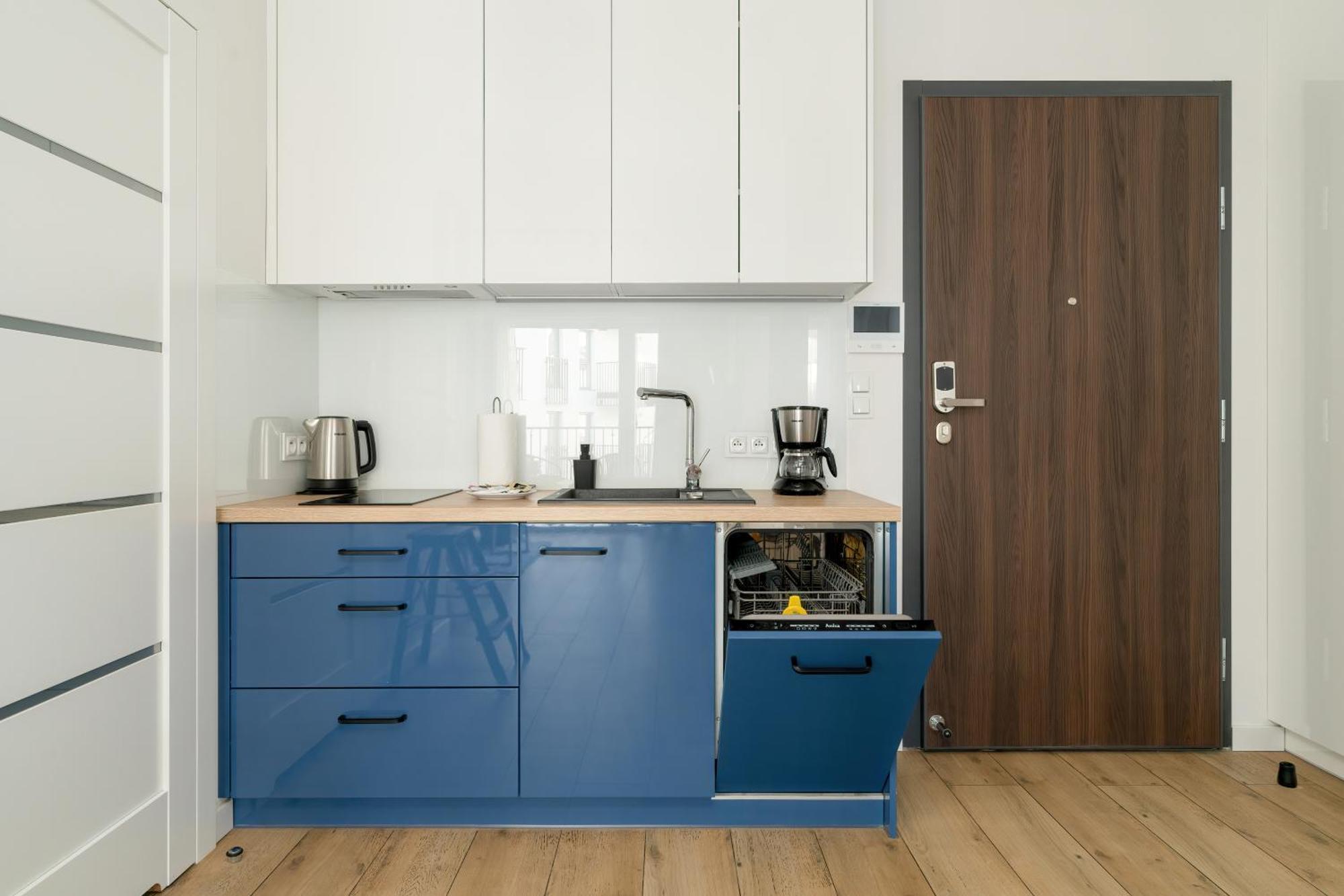 Stylish & Comfy Garbary Apartments With Parking By Noclegi Renters Poznań Esterno foto